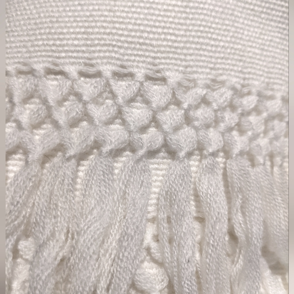 Beautiful Winter White Fine Knit Wrap with Long Fringe 24" X 80" - Picture 3 of 3